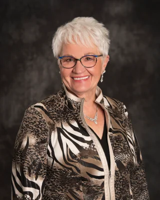 Image of Pat Olchowy, Associate